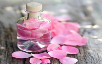 كيف تختارين عطراً يأسر قلب شريك حياتك؟